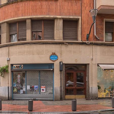 Encanto Y Confort En Calle Epalza - Tu Familia En El Corazon De Bilbau Exterior foto